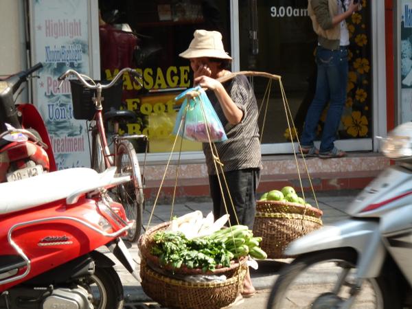 Marktfrauen in Hanoi
