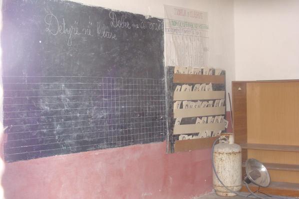 Medien im Klassenraum einer Schule der Region