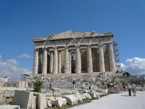 Akropolis 6