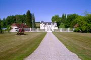 Ritter vor einem Schloss (Frankreich)